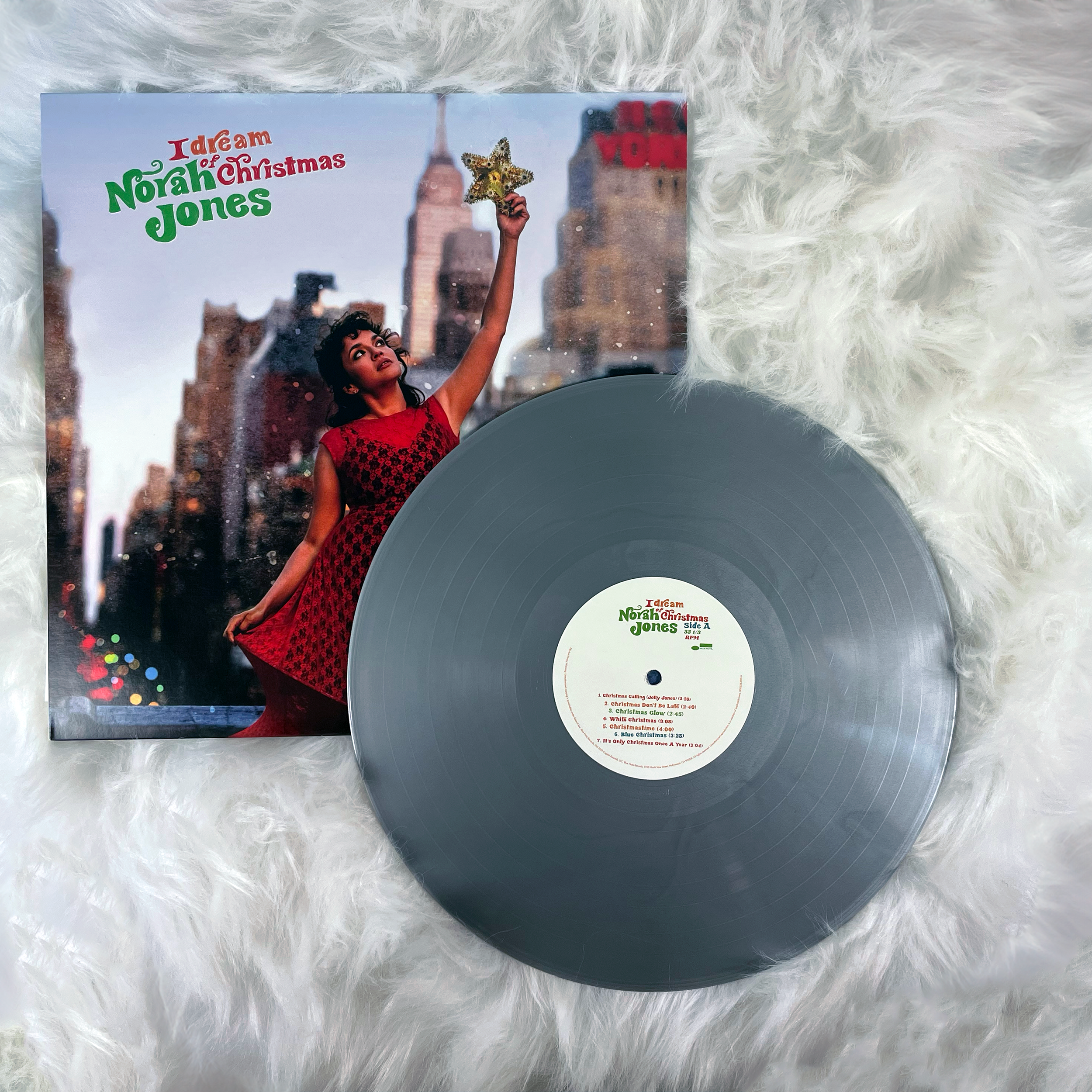 Norah Jones - I Dream of Christmas: 12